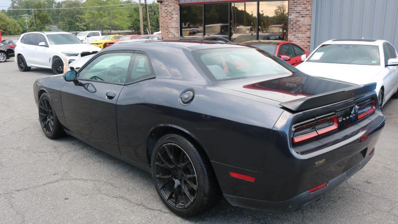 Dodge Challenger R/T RWD 2019