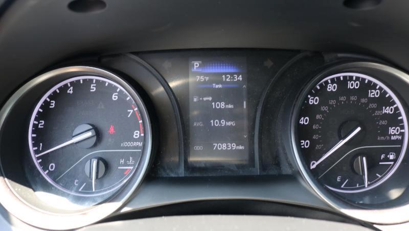 Toyota Camry Hybrid SE Nightshade CVT (Natl) 2023