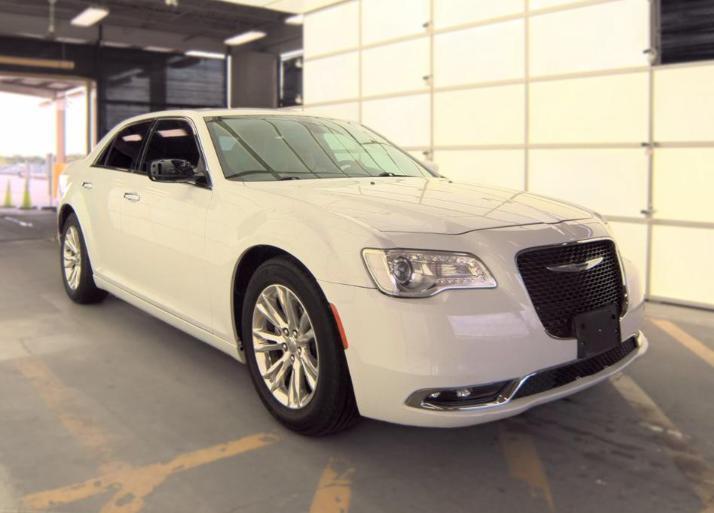 Chrysler 300 300C RWD 2017