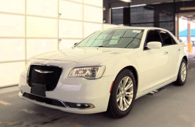 Chrysler 300 300C RWD 2017