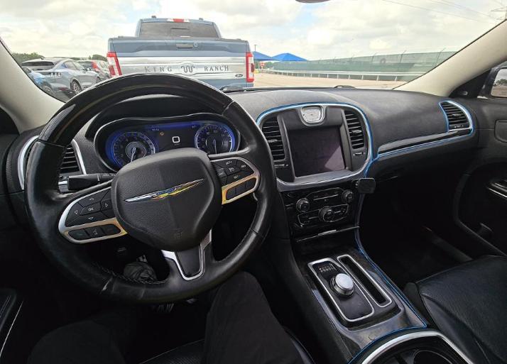 Chrysler 300 300C RWD 2017