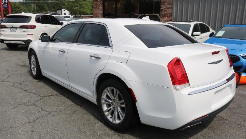 Chrysler 300 300C RWD 2017
