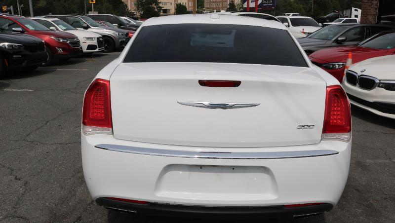 Chrysler 300 300C RWD 2017