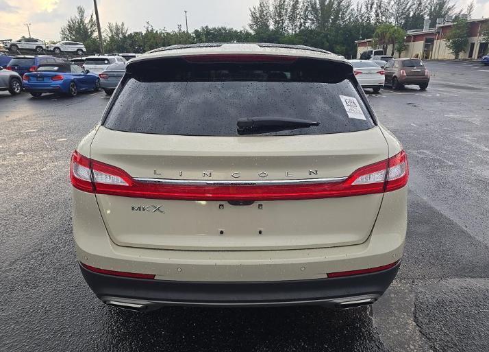 Lincoln MKX FWD 4dr Reserve 2016