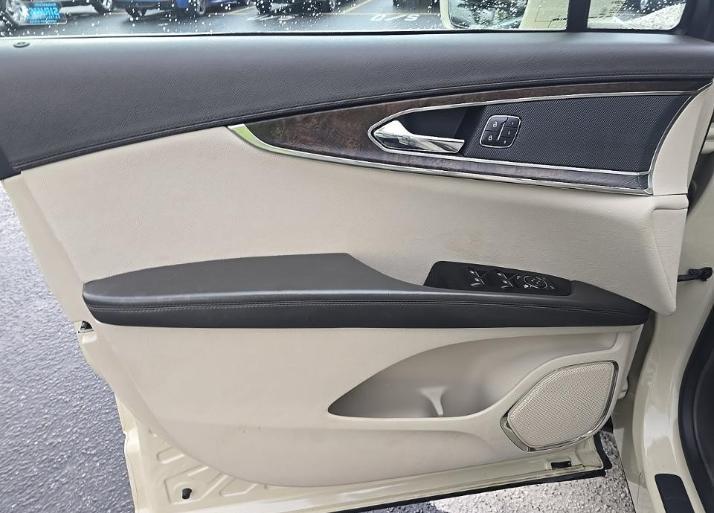 Lincoln MKX FWD 4dr Reserve 2016
