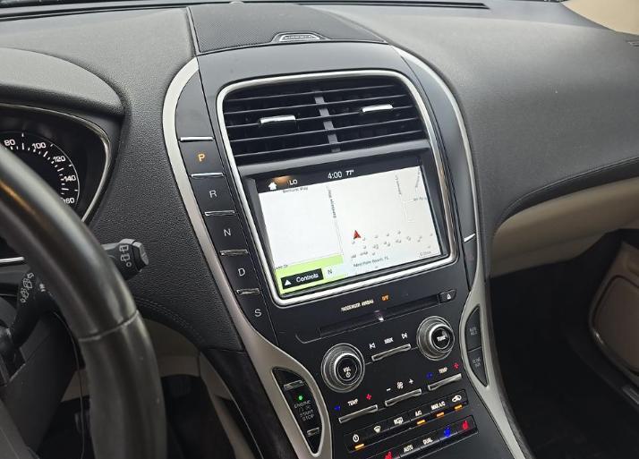 Lincoln MKX FWD 4dr Reserve 2016