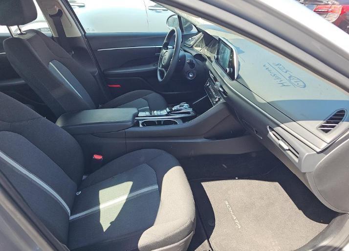 Hyundai Sonata SE 2.5L *Ltd Avail* 2022