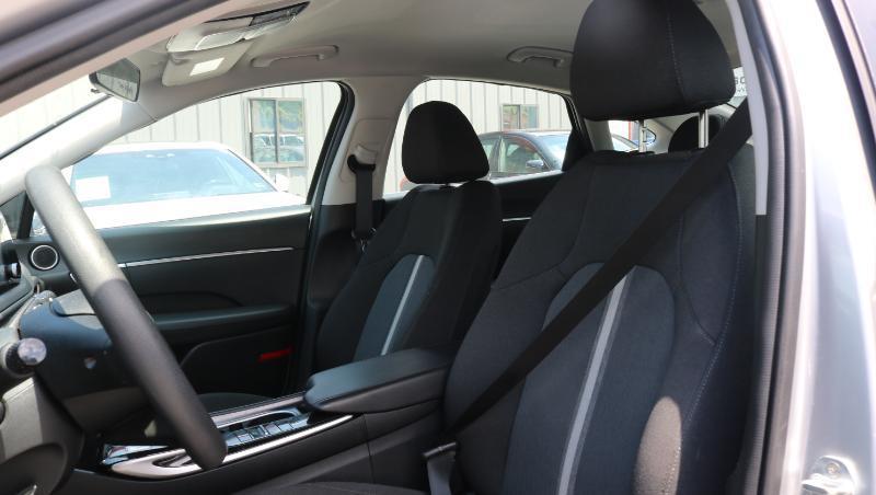 Hyundai Sonata SE 2.5L *Ltd Avail* 2022