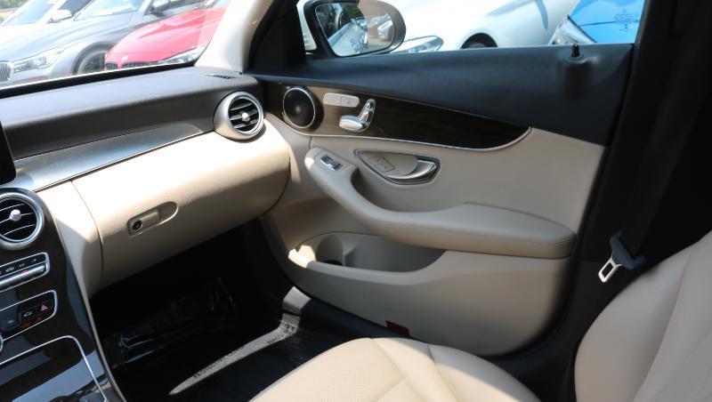 Mercedes-Benz C-Class C 300 Sedan 2019