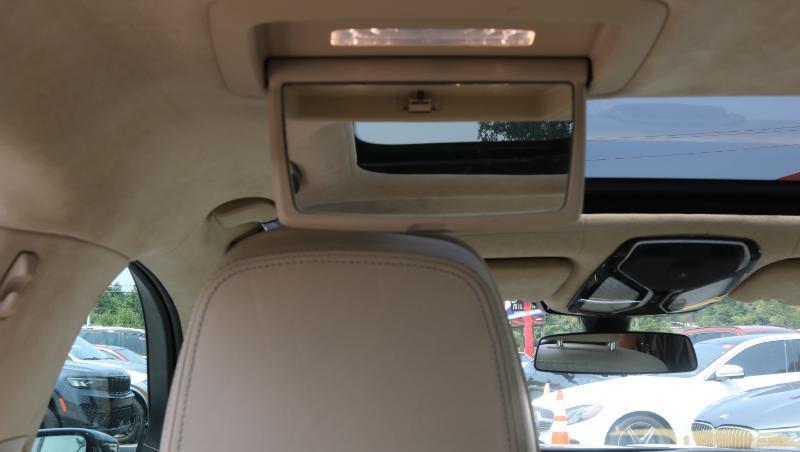BMW 7 Series 4dr Sdn 740i RWD 2016