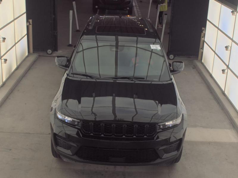 Jeep Grand Cherokee  2023