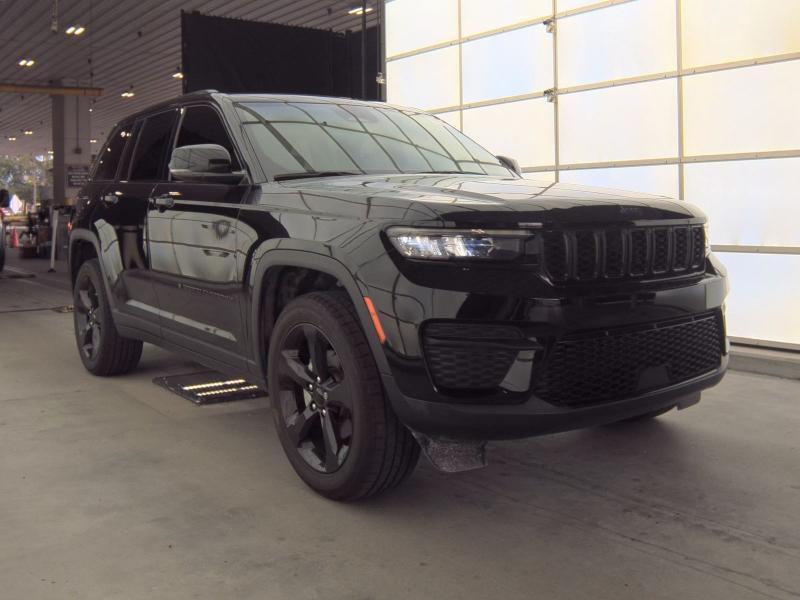 Jeep Grand Cherokee  2023