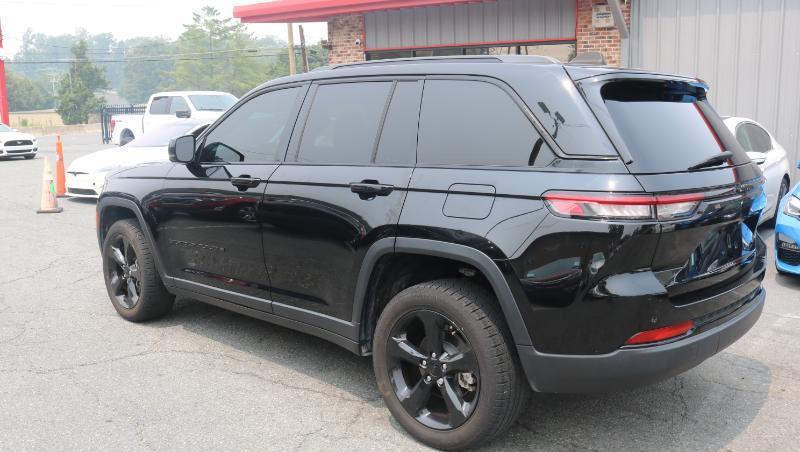 Jeep Grand Cherokee  2023