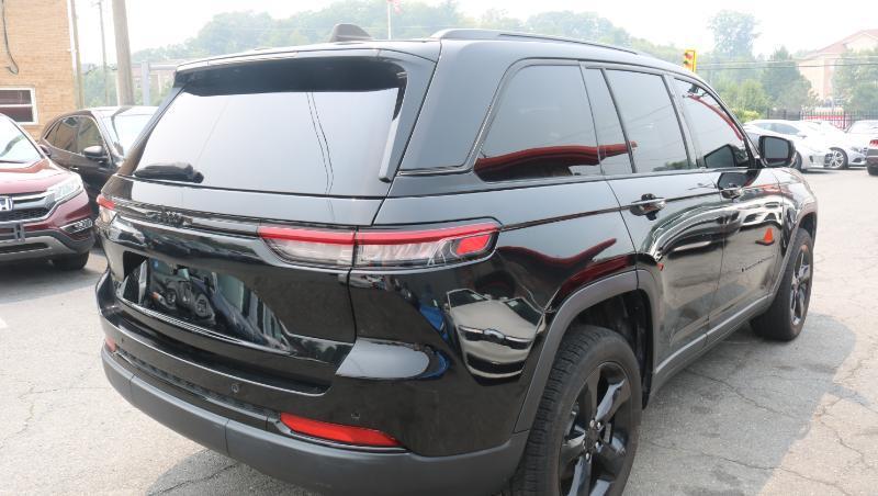 Jeep Grand Cherokee  2023