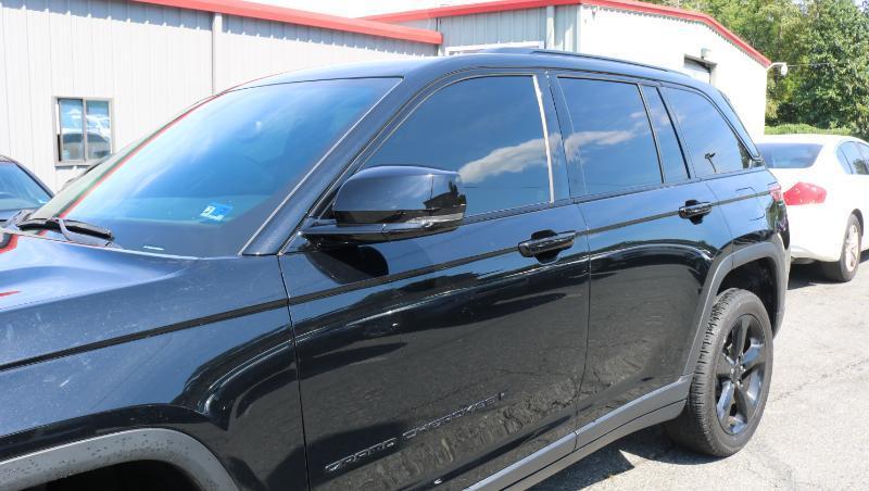 Jeep Grand Cherokee  2023