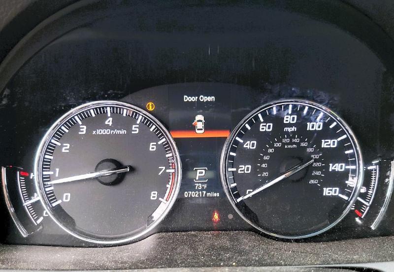 Acura RLX 4dr Sdn Tech Pkg 2015