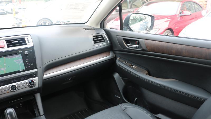 Subaru Outback 4dr Wgn 3.6R Limited 2016