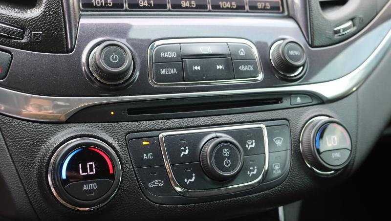 Chevrolet Impala 4dr Sdn LT w/1LT 2015