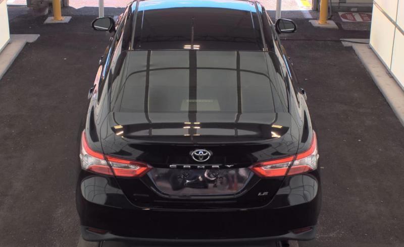 Toyota Camry LE Auto (Natl) 2018