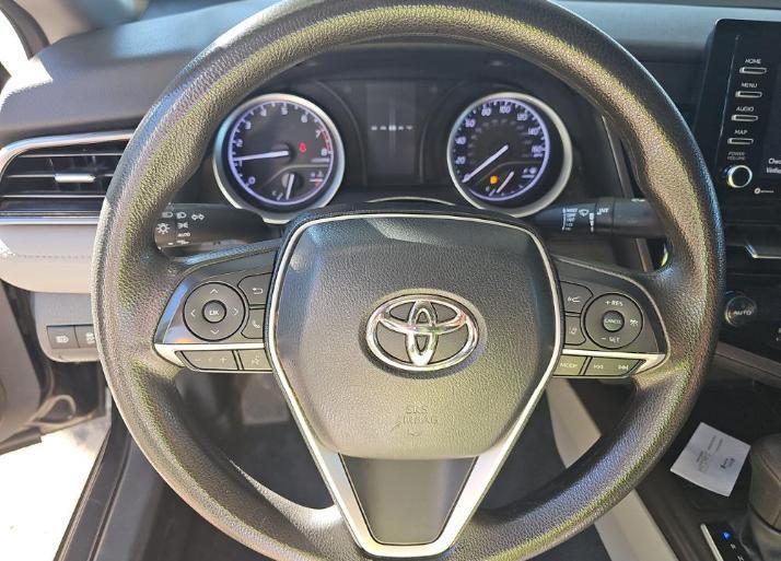 Toyota Camry LE Auto (Natl) 2018