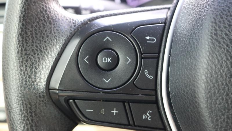 Toyota Camry LE Auto (Natl) 2018