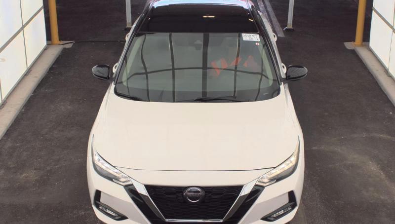Nissan Sentra SR CVT 2021