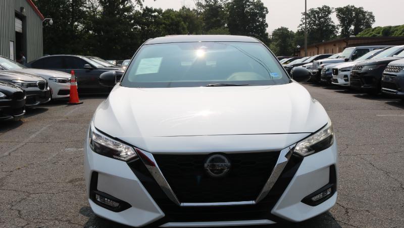 Nissan Sentra SR CVT 2021