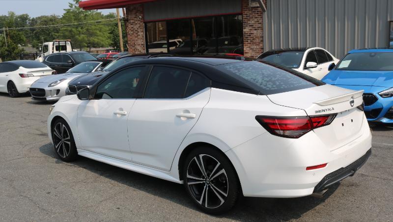 Nissan Sentra SR CVT 2021