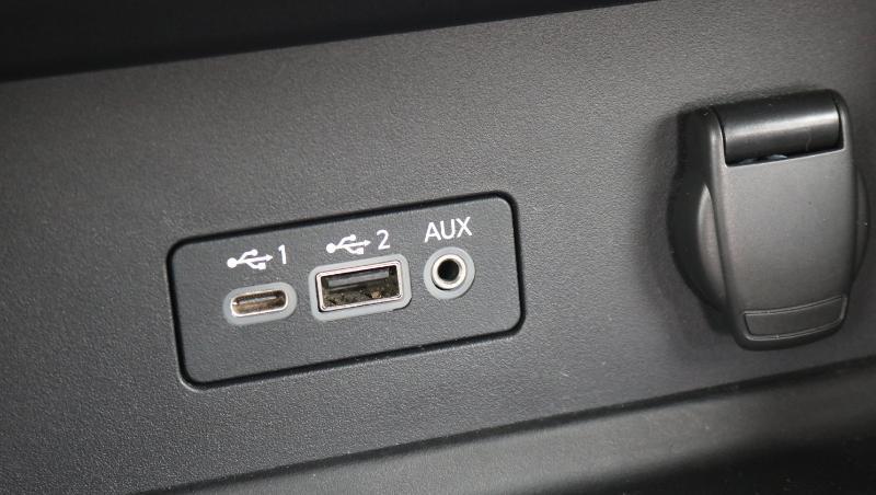 Nissan Sentra SR CVT 2021