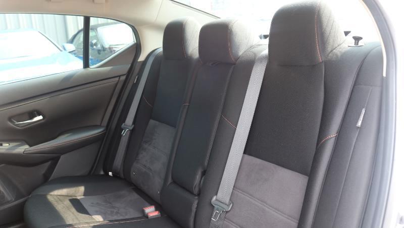 Nissan Sentra SR CVT 2021