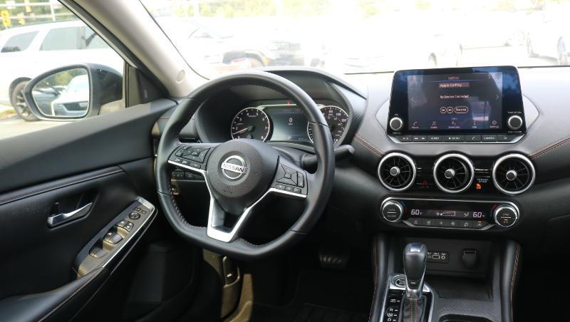 Nissan Sentra SR CVT 2021
