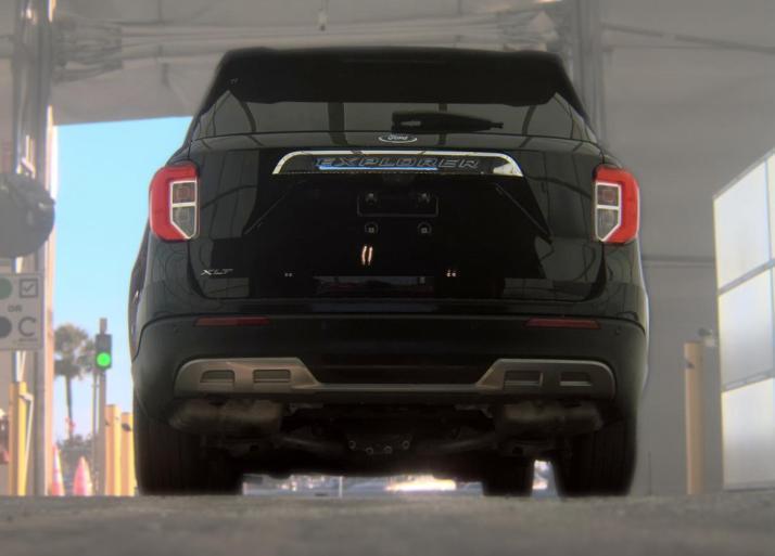 Ford Explorer XLT 2022