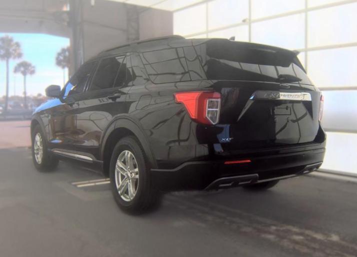 Ford Explorer XLT 2022