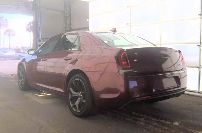 Chrysler 300 Touring RWD 2020