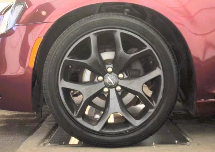 Chrysler 300 Touring RWD 2020