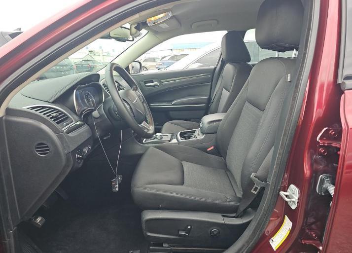 Chrysler 300 Touring RWD 2020