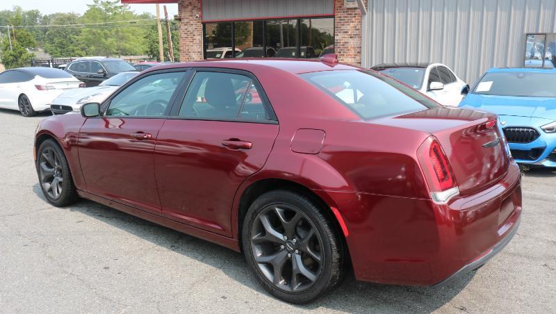 Chrysler 300 Touring RWD 2020