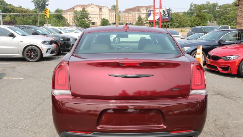 Chrysler 300 Touring RWD 2020