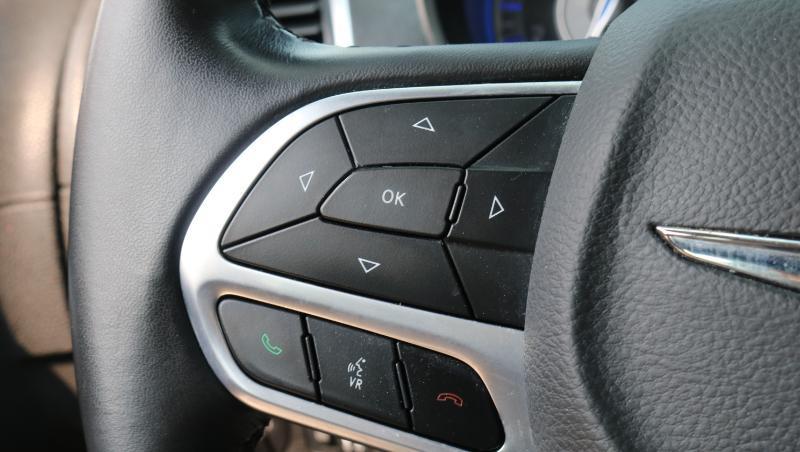 Chrysler 300 Touring RWD 2020