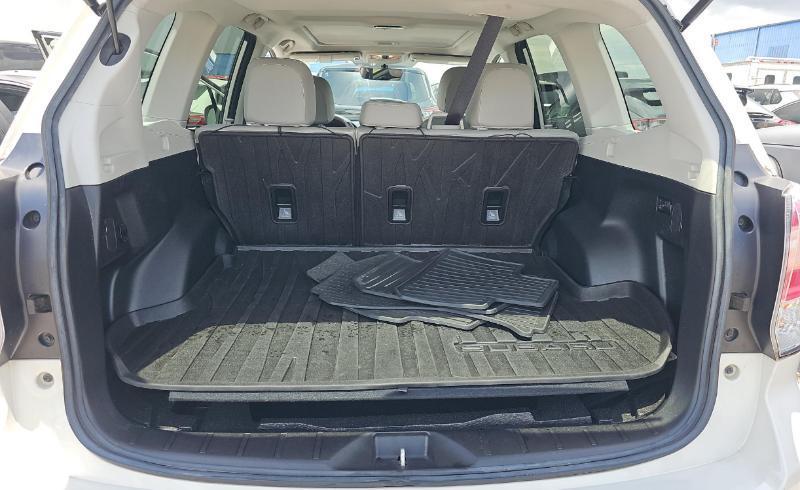 Subaru Forester 2.5i Limited CVT 2017