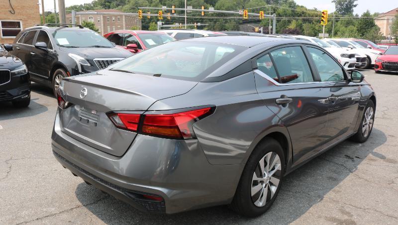 Nissan Altima 2.5 S Sedan 2022