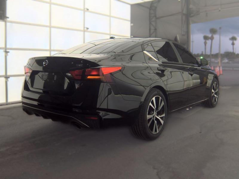 Nissan Altima 2.5 SR Sedan 2019