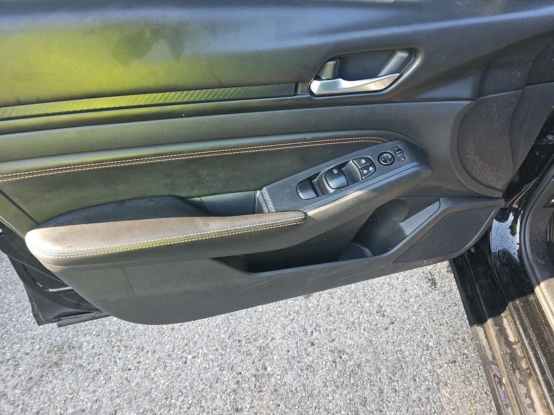 Nissan Altima 2.5 SR Sedan 2019