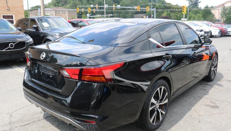 Nissan Altima 2.5 SR Sedan 2019