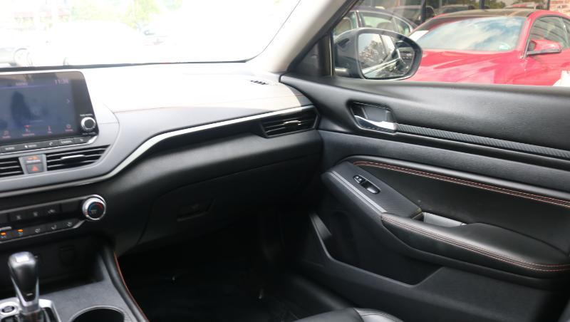 Nissan Altima 2.5 SR Sedan 2019