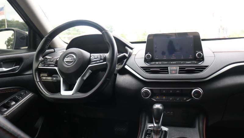 Nissan Altima 2.5 SR Sedan 2019