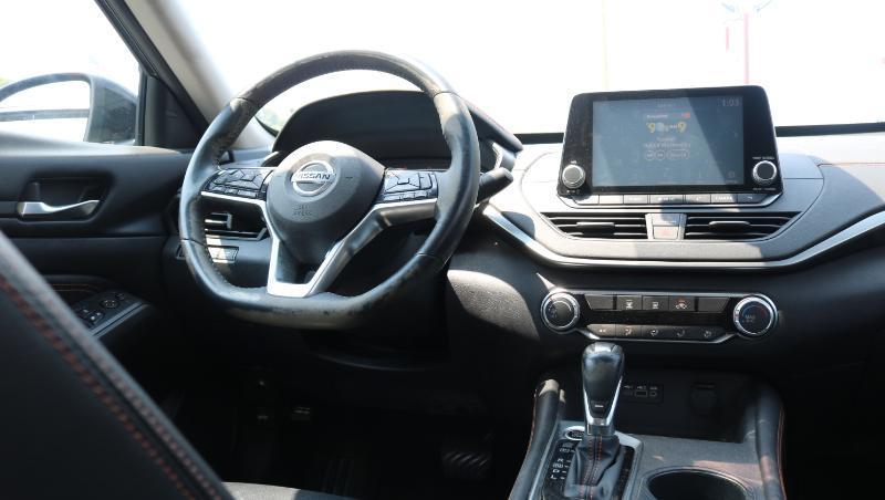 Nissan Altima 2.5 SR Sedan 2020