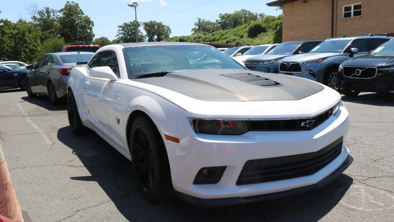 Chevrolet Camaro 2dr Cpe SS w/2SS 2015