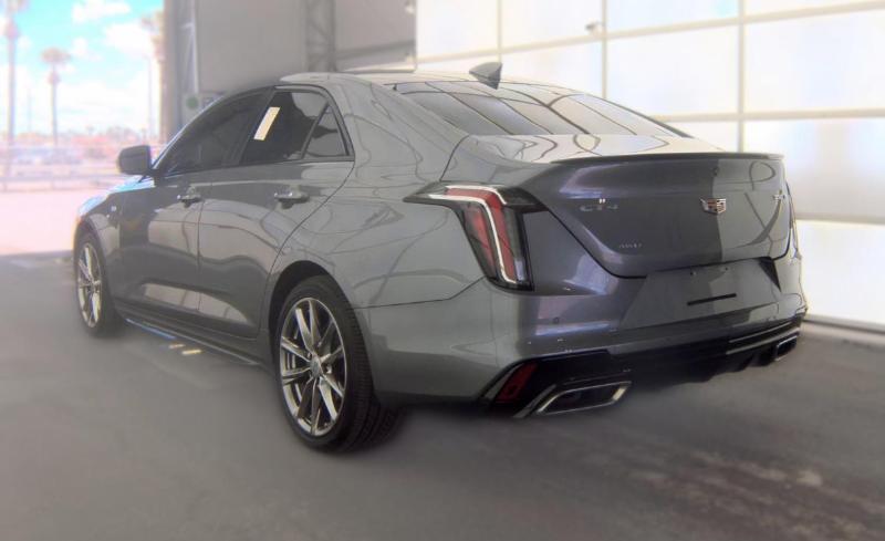 Cadillac CT4 4dr Sdn Sport 2022