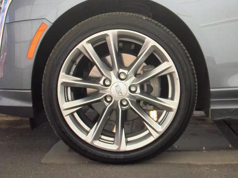 Cadillac CT4 4dr Sdn Sport 2022